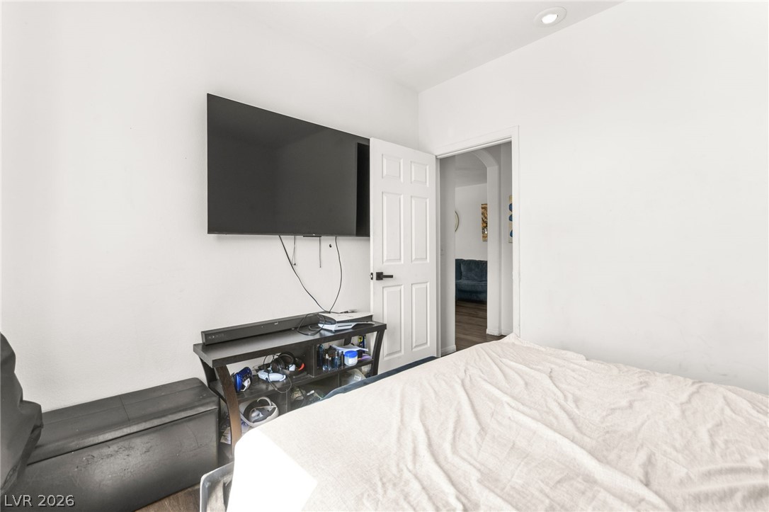2142 Seattle Shore Street Las Vegas NV 89115