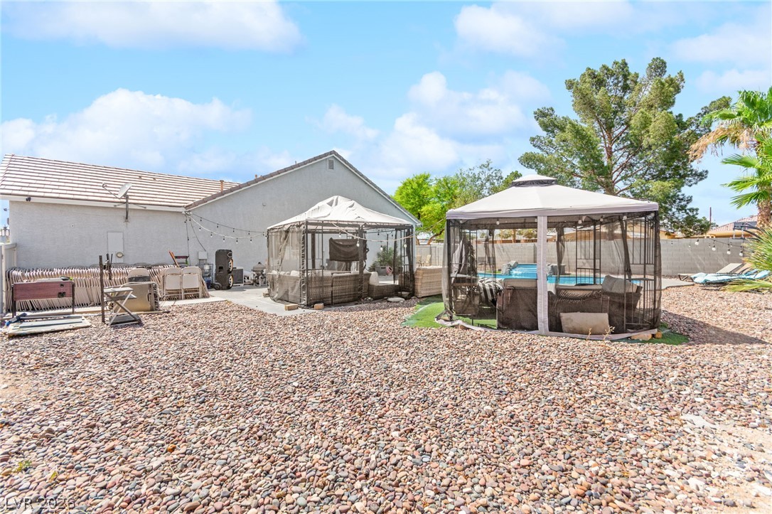 2142 Seattle Shore Street Las Vegas NV 89115