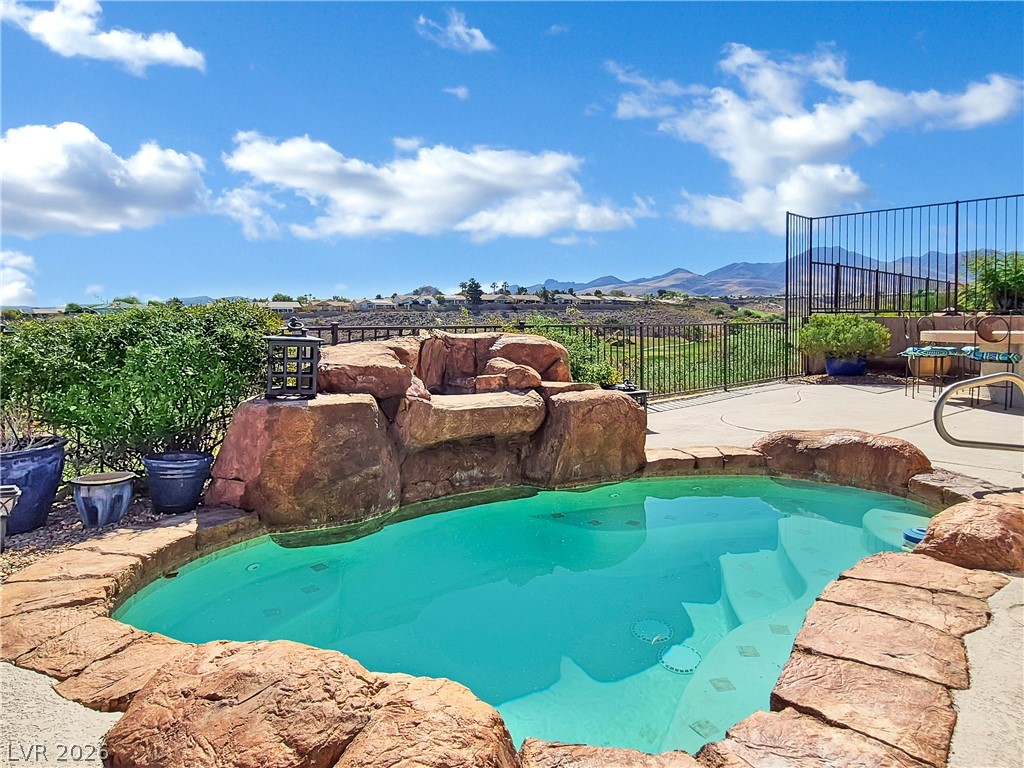 2900 Forest Grove Drive Henderson NV 89052
