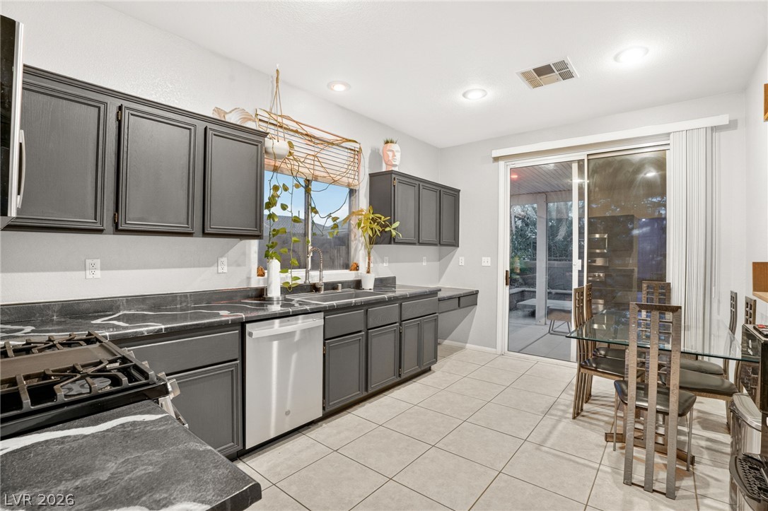 9539 Windborne Avenue Las Vegas NV 89147