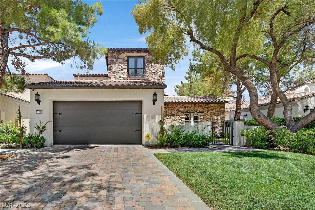 11828 Waterford Castle Court Las Vegas NV 89141