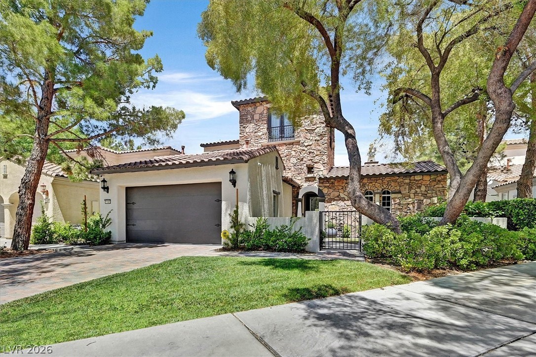 11828 Waterford Castle Court Las Vegas NV 89141