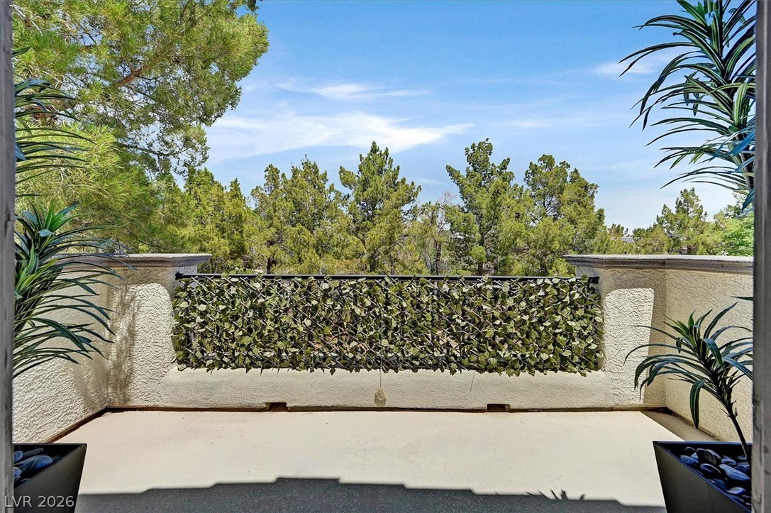 11828 Waterford Castle Court Las Vegas NV 89141