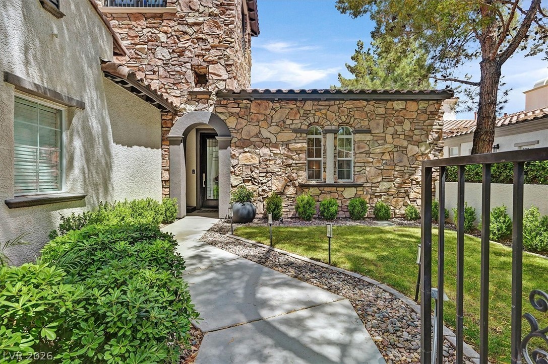 11828 Waterford Castle Court Las Vegas NV 89141