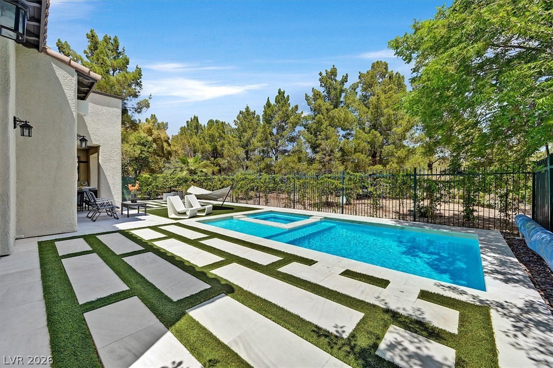 11828 Waterford Castle Court Las Vegas NV 89141