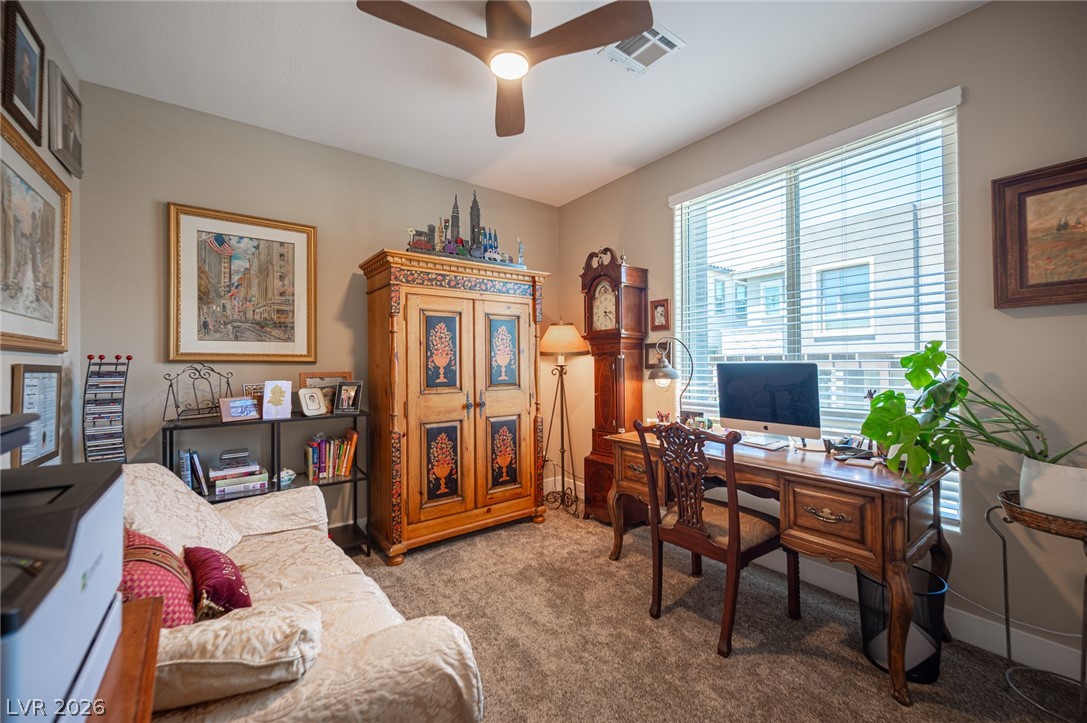 11692 Emerald Lake Avenue Las Vegas NV 89138