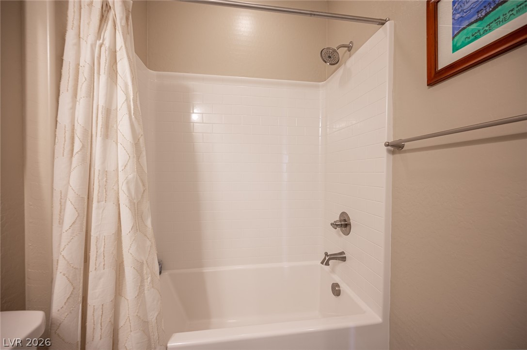 11692 Emerald Lake Avenue Las Vegas NV 89138