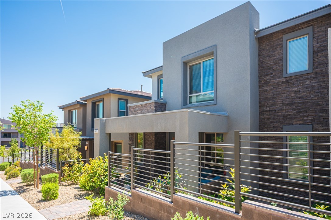 11692 Emerald Lake Avenue Las Vegas NV 89138