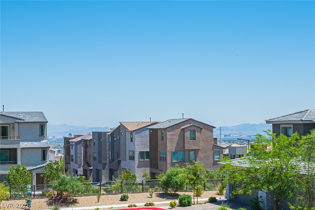 11692 Emerald Lake Avenue Las Vegas NV 89138