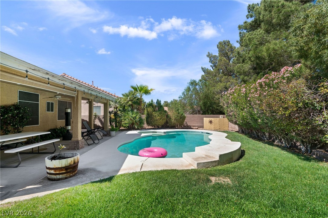 8754 Glennaire Way Las Vegas NV 89123