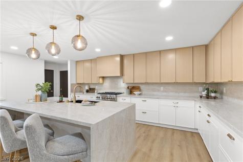 7167 La Puebla Street Las Vegas NV 89120