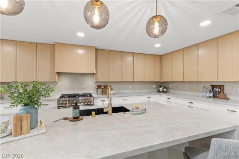 7167 La Puebla Street Las Vegas NV 89120