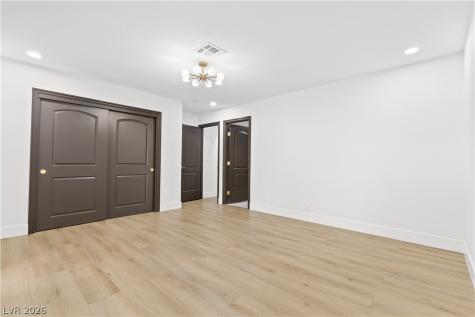 7167 La Puebla Street Las Vegas NV 89120