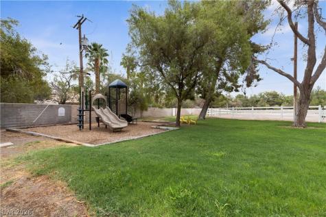 7167 La Puebla Street Las Vegas NV 89120