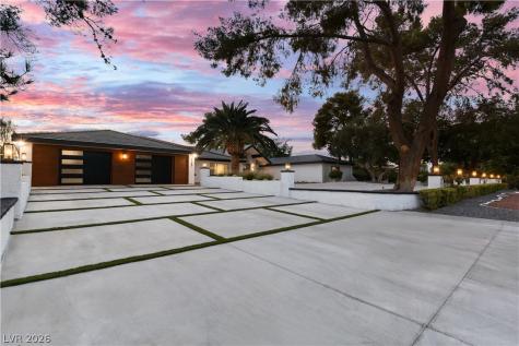 7167 La Puebla Street Las Vegas NV 89120