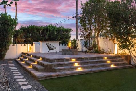 7167 La Puebla Street Las Vegas NV 89120