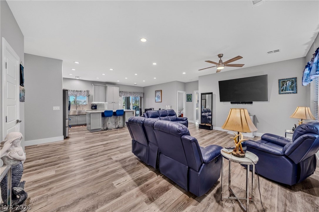 91 Comstock Street Pahrump NV 89048