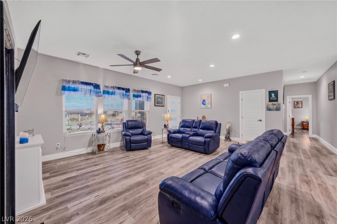 91 Comstock Street Pahrump NV 89048