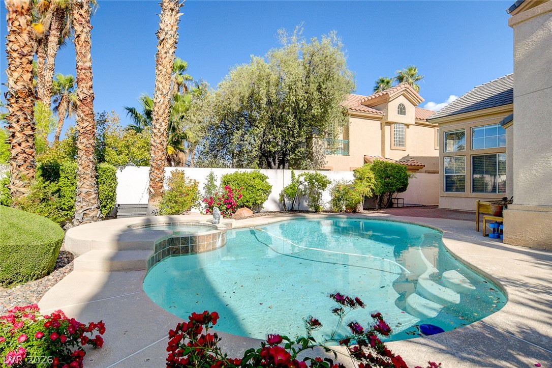 8816 Montagna Drive Las Vegas NV 89134