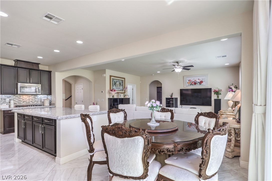 207 Augusta Course Avenue Las Vegas NV 89148