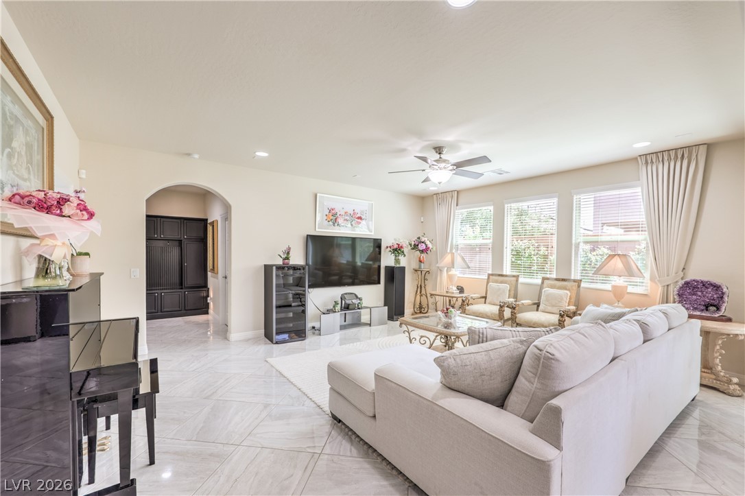 207 Augusta Course Avenue Las Vegas NV 89148