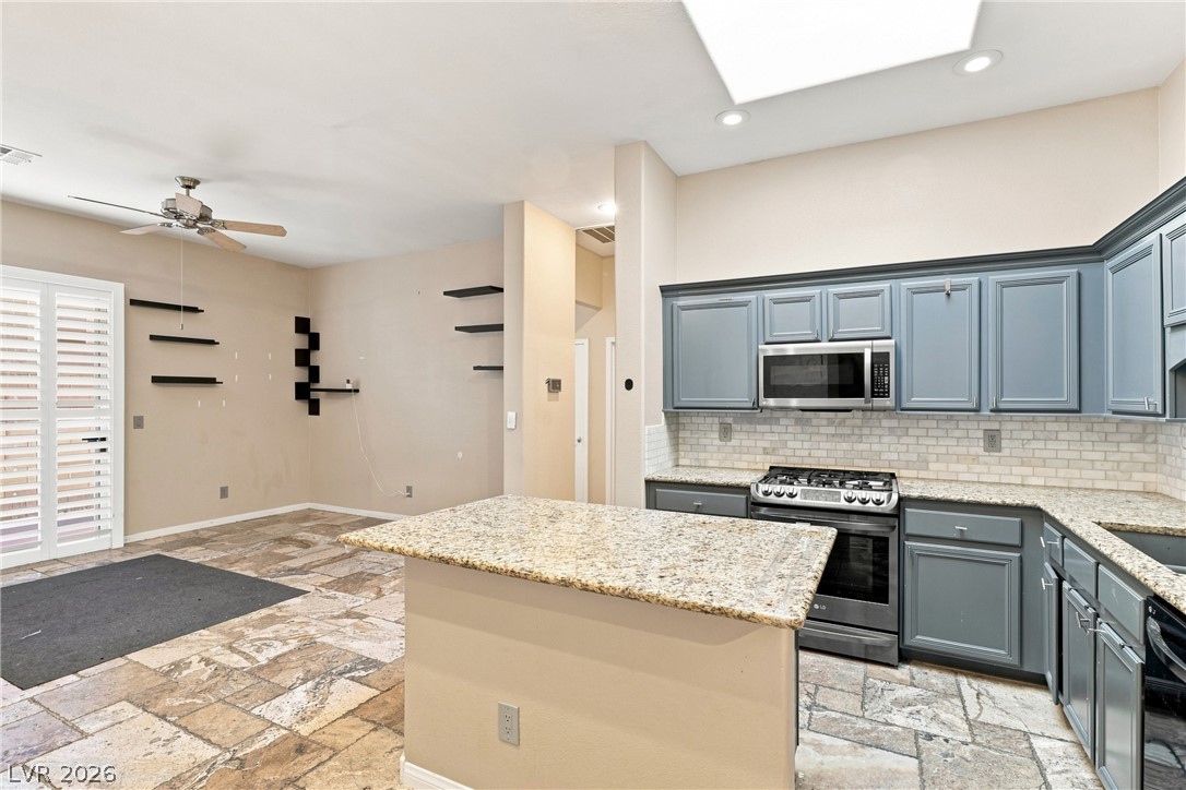 9224 Aqueduct Street Las Vegas NV 89123