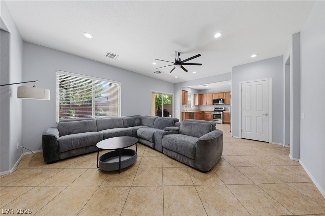 2632 Chateau Clermont Street Henderson NV 89044