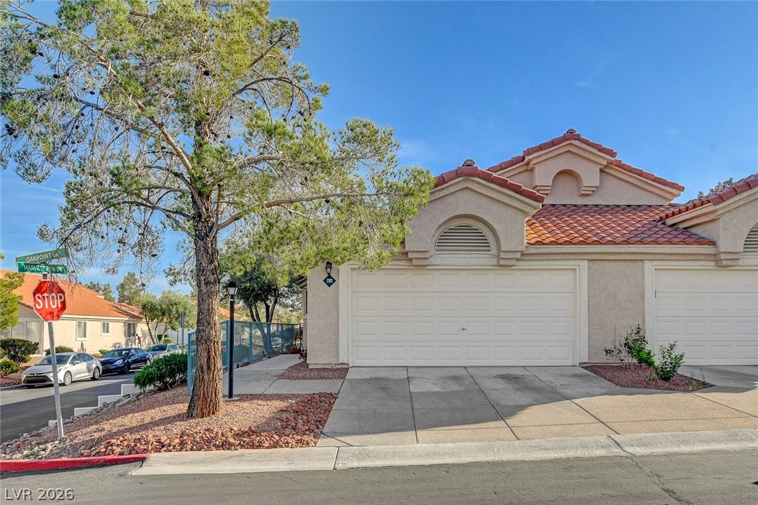 7811 Oakpoint Lane 116 Las Vegas NV 89145