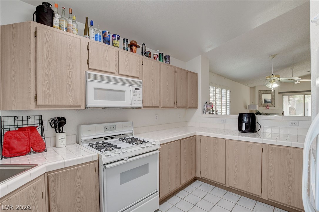 7811 Oakpoint Lane 116 Las Vegas NV 89145