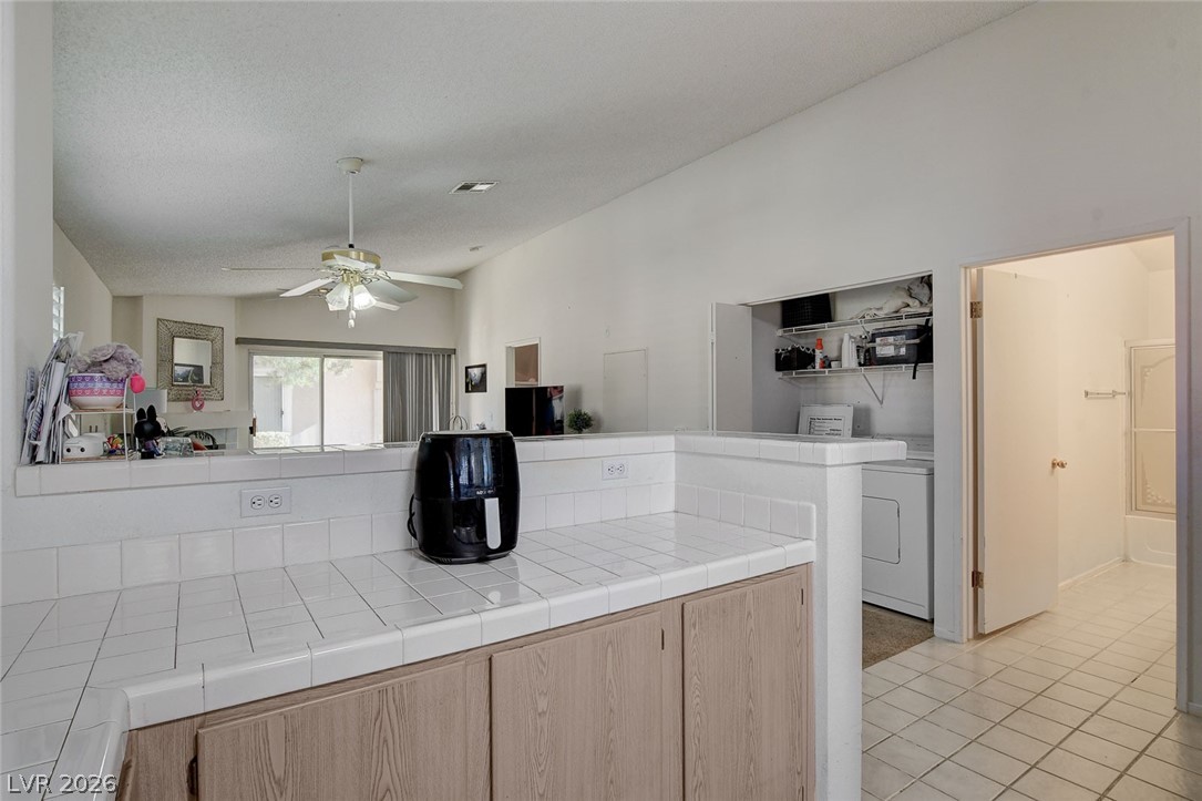 7811 Oakpoint Lane 116 Las Vegas NV 89145
