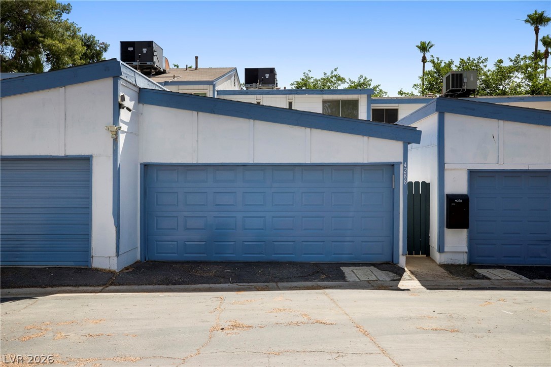 4288 Kona Coast Way Las Vegas NV 89121