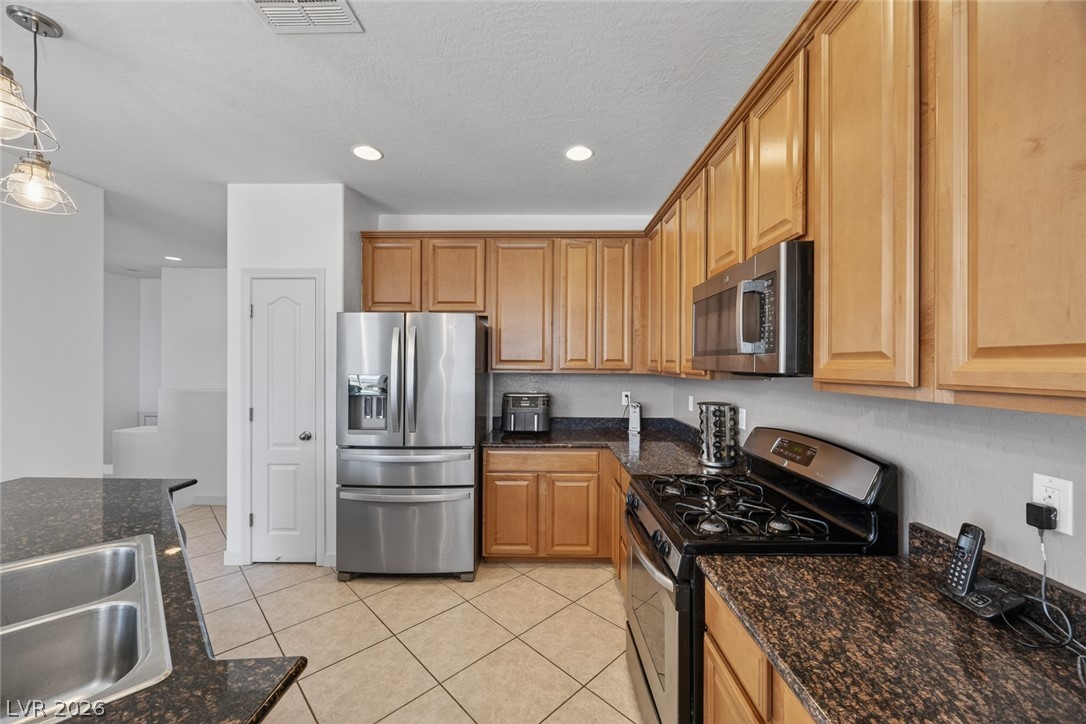 10617 Hartford Hills Avenue Las Vegas NV 89166