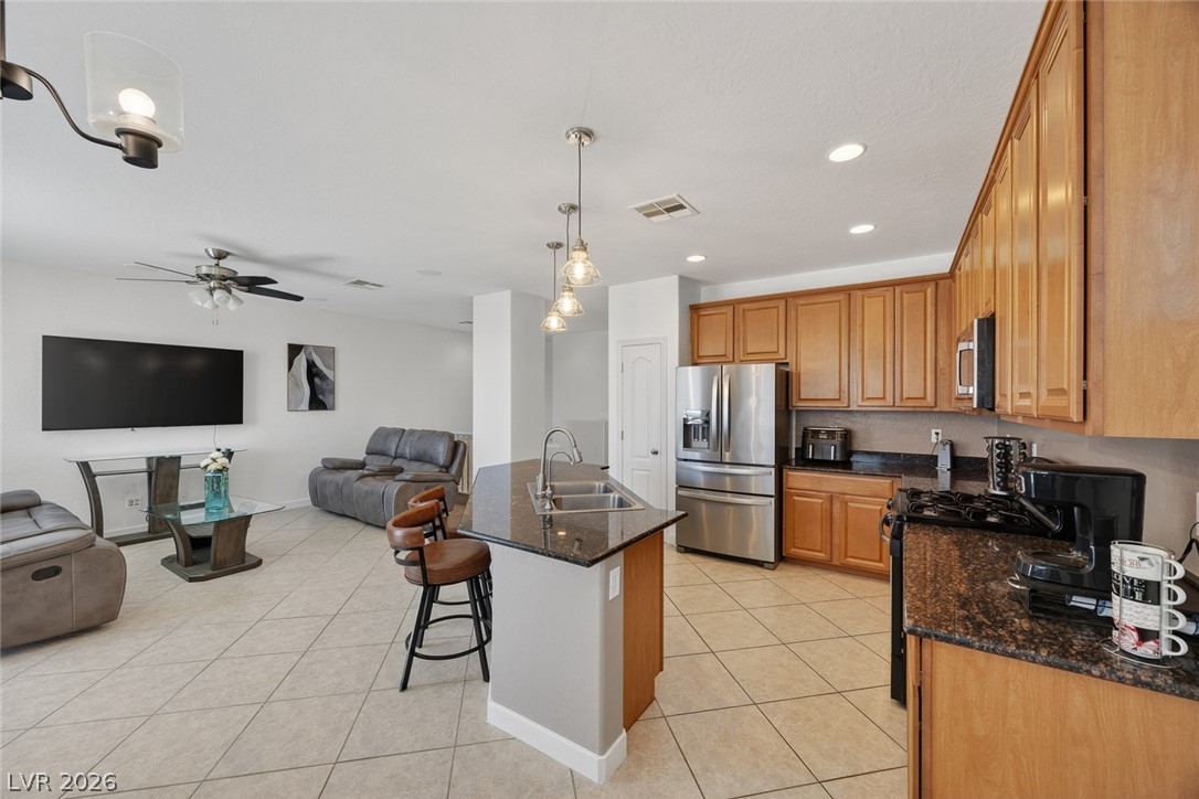 10617 Hartford Hills Avenue Las Vegas NV 89166