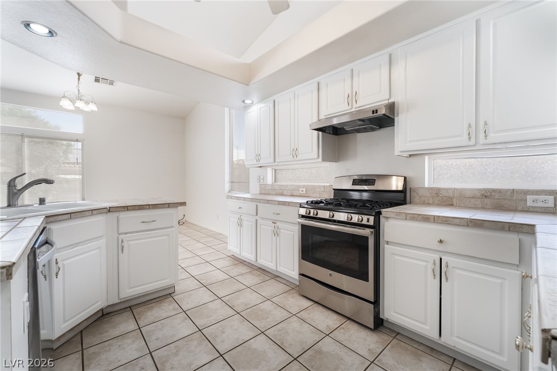 9882 Silver Chimes Court Las Vegas NV 89183