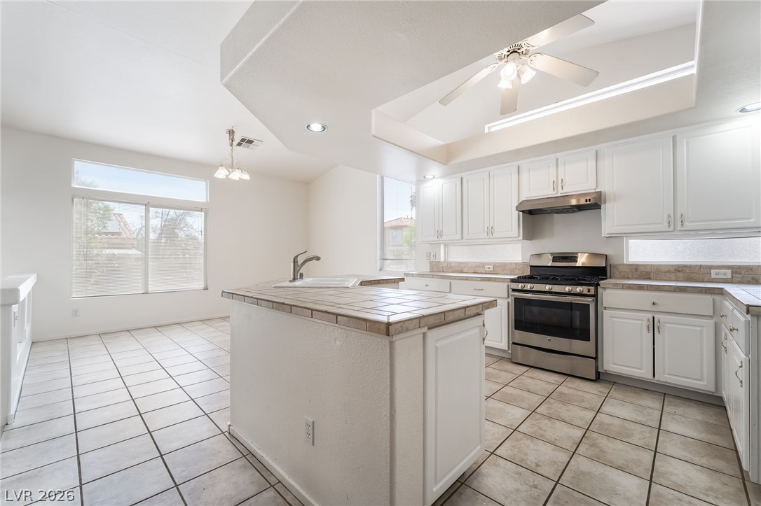 9882 Silver Chimes Court Las Vegas NV 89183