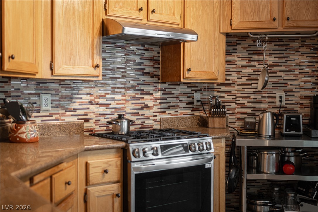 1816 Eagle Bluff Lane Las Vegas NV 89128