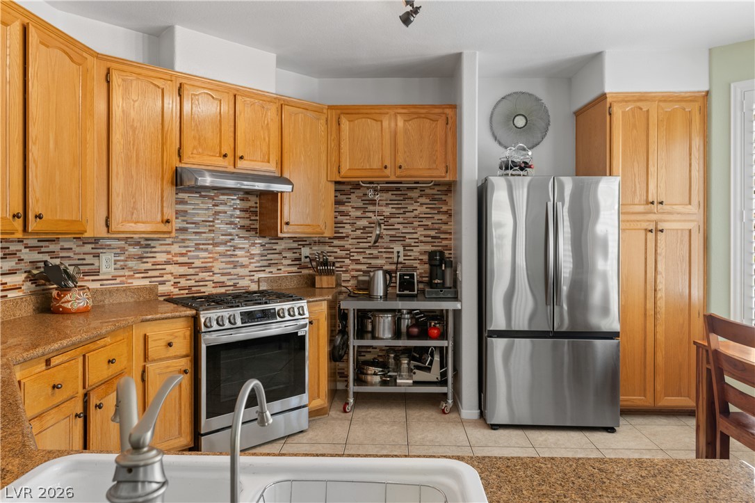 1816 Eagle Bluff Lane Las Vegas NV 89128