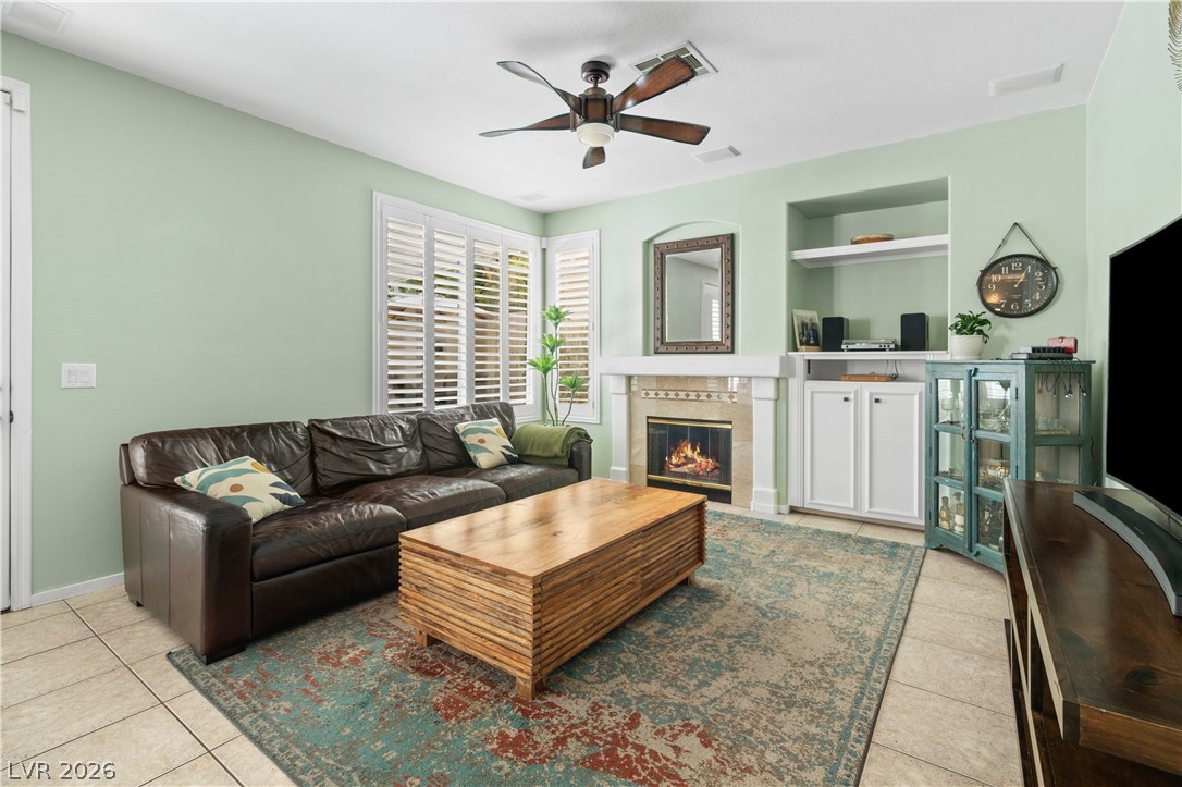 1816 Eagle Bluff Lane Las Vegas NV 89128