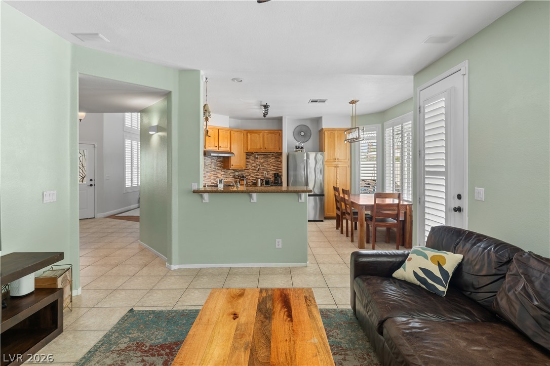 1816 Eagle Bluff Lane Las Vegas NV 89128