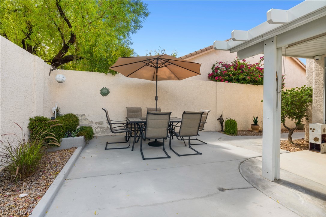 1816 Eagle Bluff Lane Las Vegas NV 89128