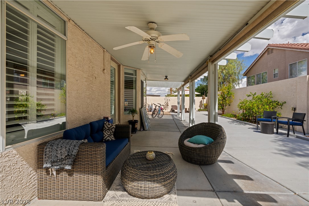 1816 Eagle Bluff Lane Las Vegas NV 89128