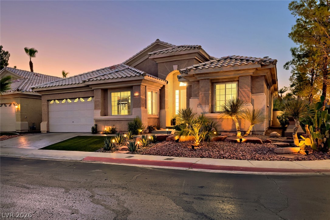 8870 Las Montanas Avenue Las Vegas NV 89147