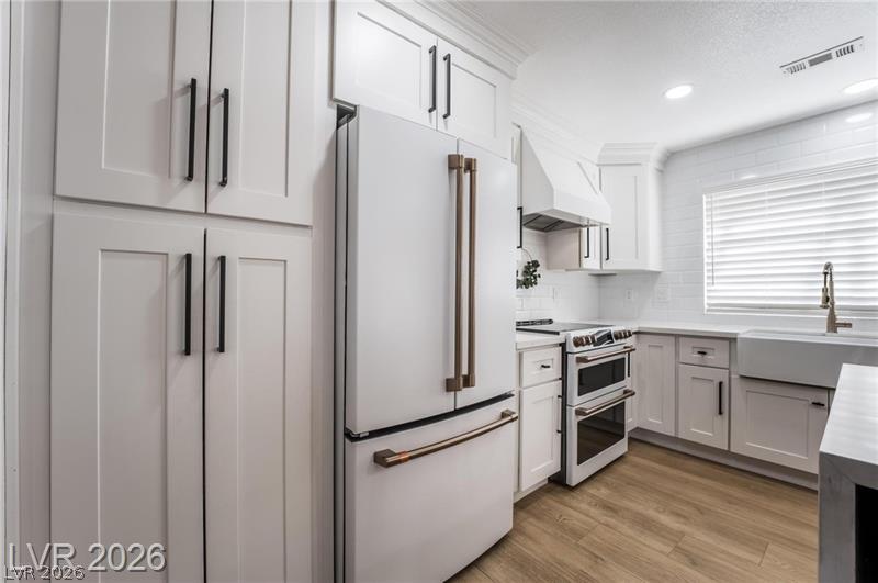 3021 Woods Drive Las Vegas NV 89108