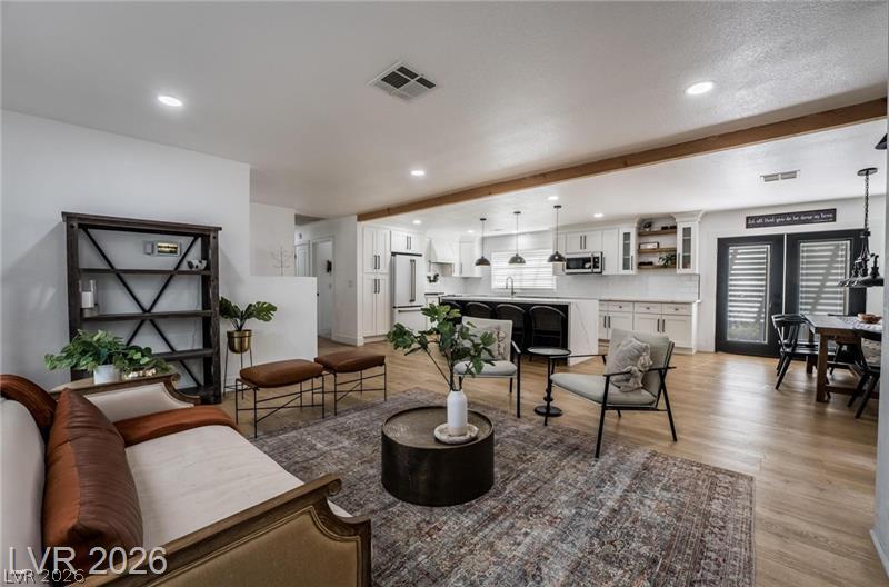 3021 Woods Drive Las Vegas NV 89108