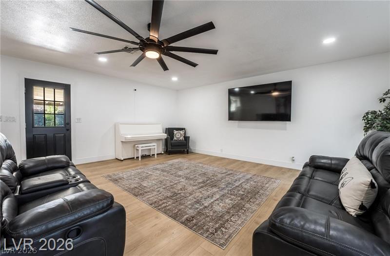 3021 Woods Drive Las Vegas NV 89108