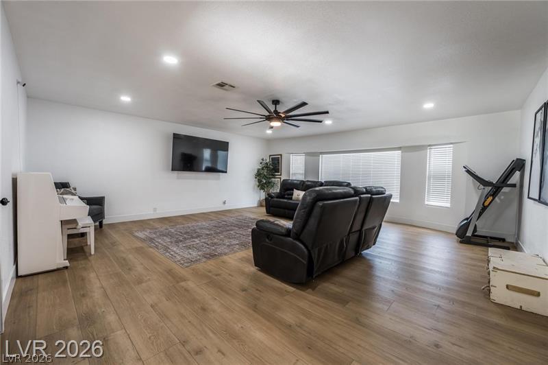 3021 Woods Drive Las Vegas NV 89108