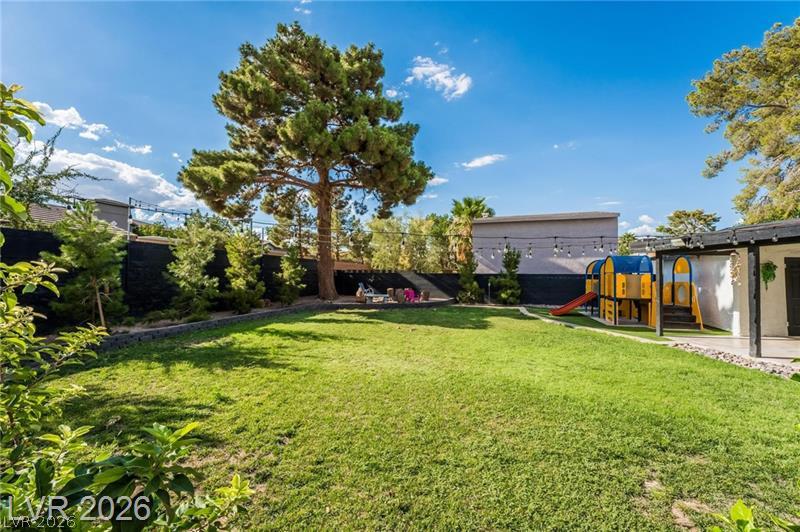 3021 Woods Drive Las Vegas NV 89108