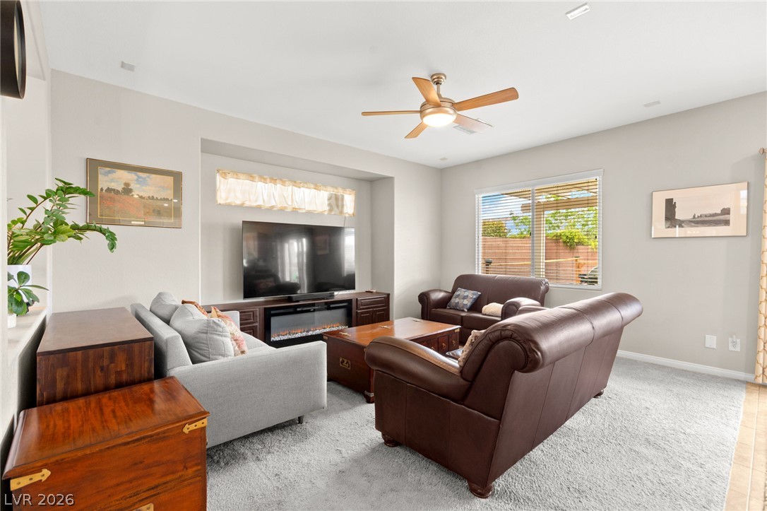 6172 Whitelion Walk Street Las Vegas NV 89148
