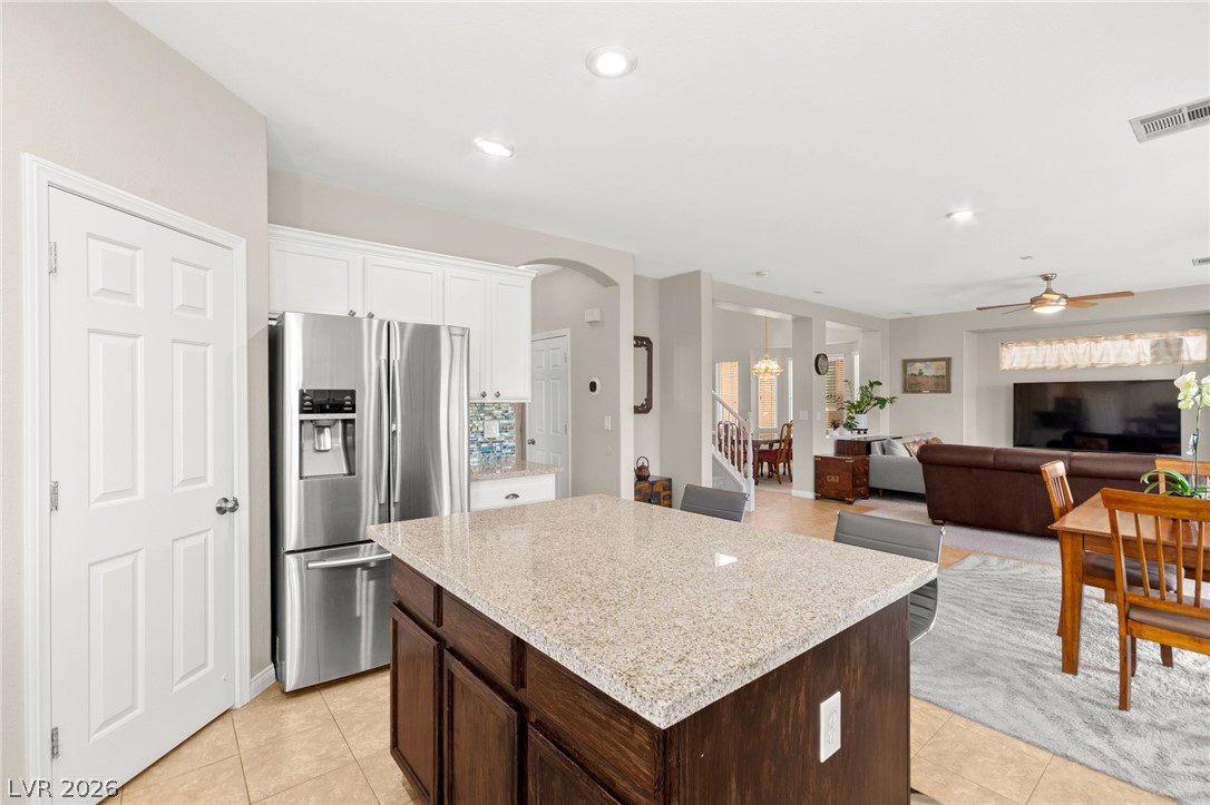 6172 Whitelion Walk Street Las Vegas NV 89148
