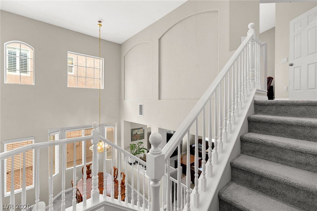 6172 Whitelion Walk Street Las Vegas NV 89148